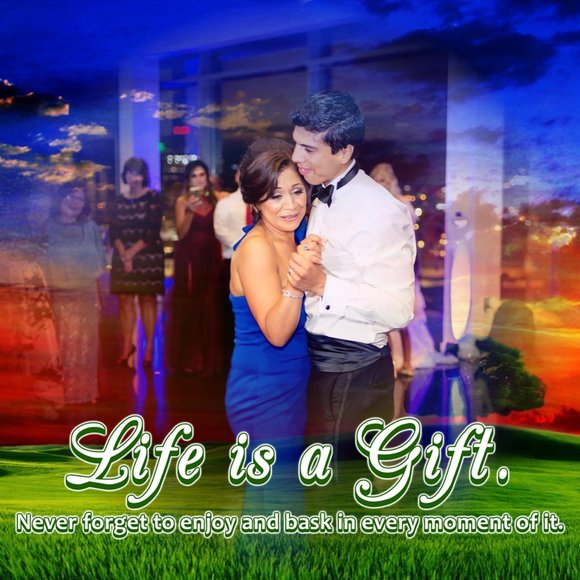 Meet your Posher, Veronica - Picture 1 of 1